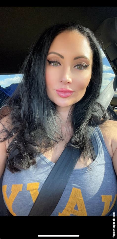 Vegashousewifey Vegashousewifey Nude OnlyFans Leaks Fappening FappeningBook