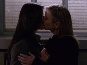 JESSICA CAPSHAW Nude AZNude