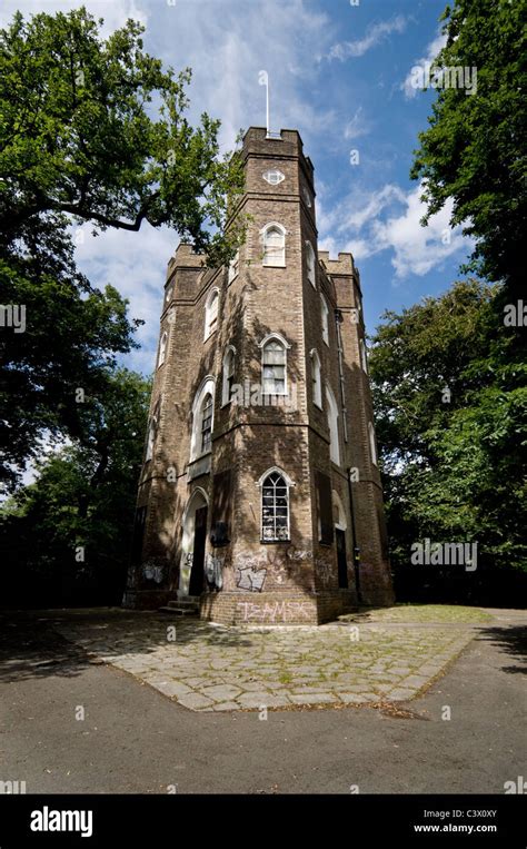 Severndroog Castle Shooters Hill Borough Of Greenwich Stock Photo Alamy
