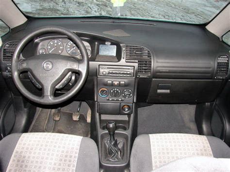 2004 Opel Zafira Specs Engine Size 2000cm3 Fuel Type Diesel Drive