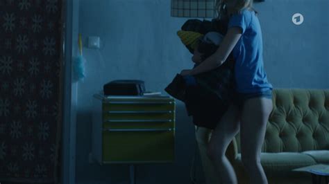 Nude video celebs Anna Unterberger sexy schönste Bescherung 2024