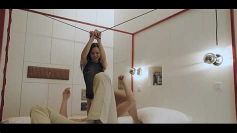 Vidéos hot naked woman having sex page XVIDEOS