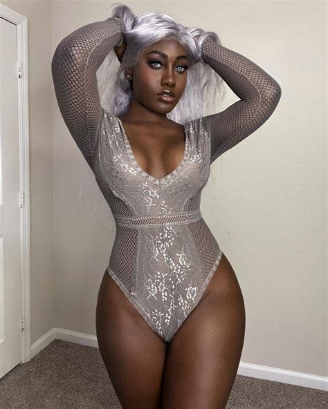 Paris Senpai Nude OnlyFans Leaks Photos TheFappening