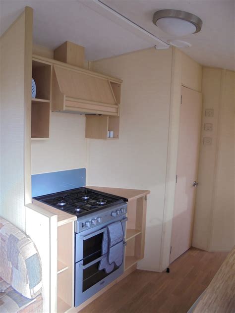 Seaview: Herald Gold:- 6 Berth, Blow heated - McNevin Family Caravans