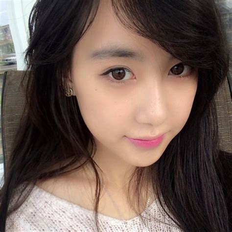 Hot girl thích chơi DOTA 2 gây sốt cộng đồng game thủ Việt