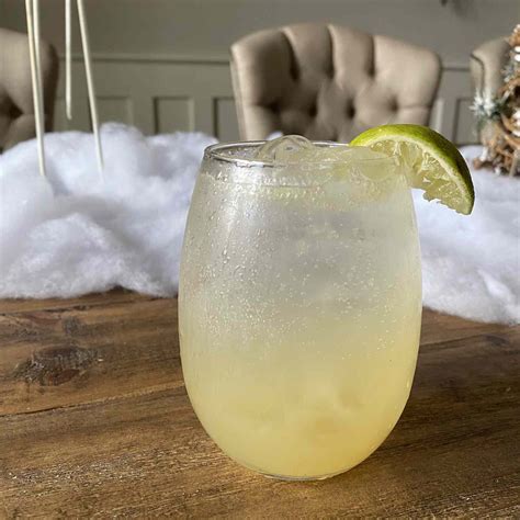 How to Make a Fresh Lime Rickey