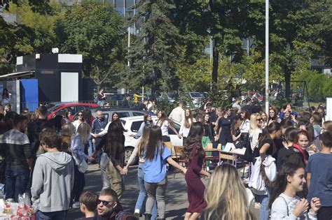 HUMANITARNI VAŠAR U DESETOJ GIMNAZIJI Izvinjenje kod Špace