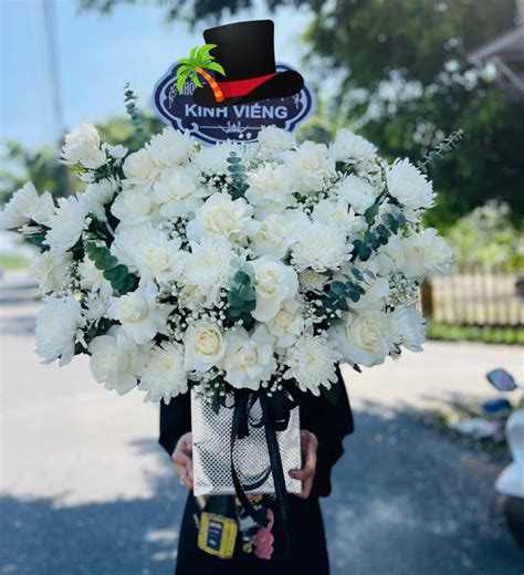 tam thanh kinh dang hoa tuoi