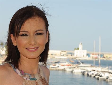 Maria Teresa Valente La Bellezza Salverà Manfredonia Insieme A
