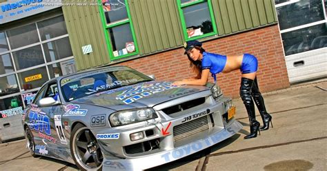 Hot Sexy Tuning Girls Cars