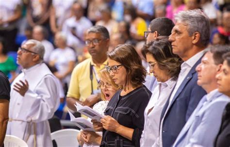 Deputada D Bora Almeida Marca Presen A Na Posse Do Novo Arcebispo De