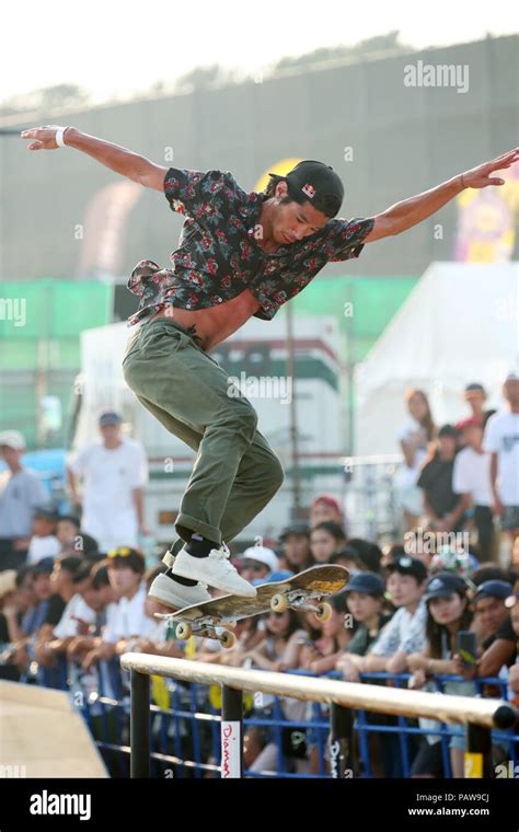 Murasaki Shonan Open 2018 Skateboard Street Contest Final At Kugenuma