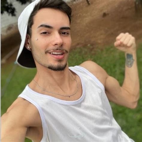 I Put My Arm In My Naughty Friend S Pussy Amateur Porn Feat Heitor Baumann Xhamster