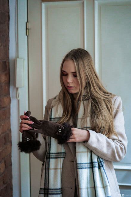 AMATEUR GIRL TheLifeErotic Deeply Intimate 1 Luise