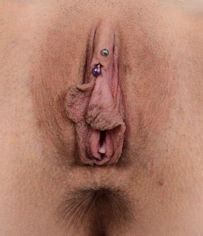 Cute Pale Pussytongue Sitting In Her Cunt Waiting To Be Tasted Porn Pic