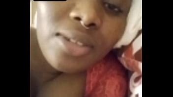 Val mostrándome sus tetas XVIDEOS