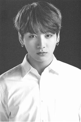 Call me noona baby Imagine Hot Jeon Jungkook BTS História escrita por Scarlet21 Spirit