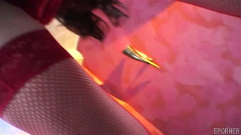 Glam Girl Uses Crystal Dildo Carol Stone