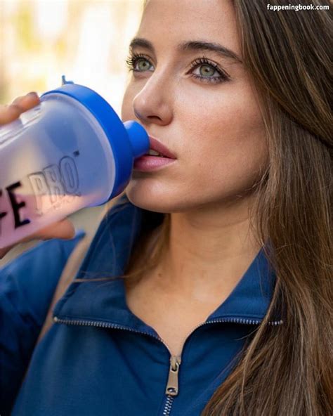 Mireia Figueras Mireiafiguerass Nude OnlyFans Leaks Fappening FappeningBook