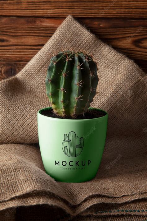 Premium Psd Flower Pot Mockup Design