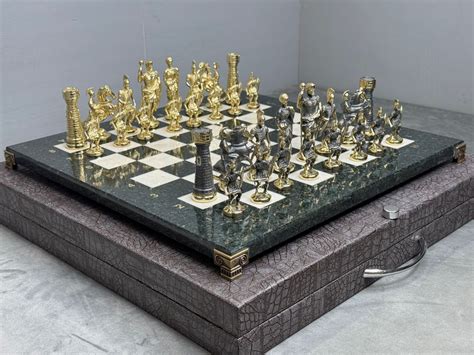 Шахматы из камня подарочные "Македонская битва" купить в Москве низкая ...
