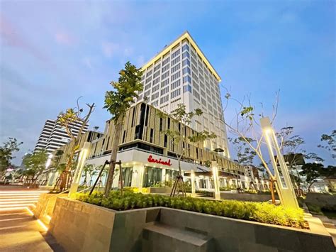 jam keliling thamrin jakarta  cfd hingga kulineran seru