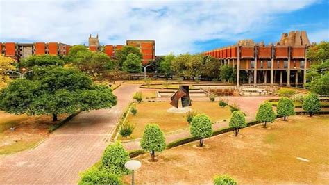 Iit Kanpur Placement 2025 Average Package Highest And Median Ctc Ie