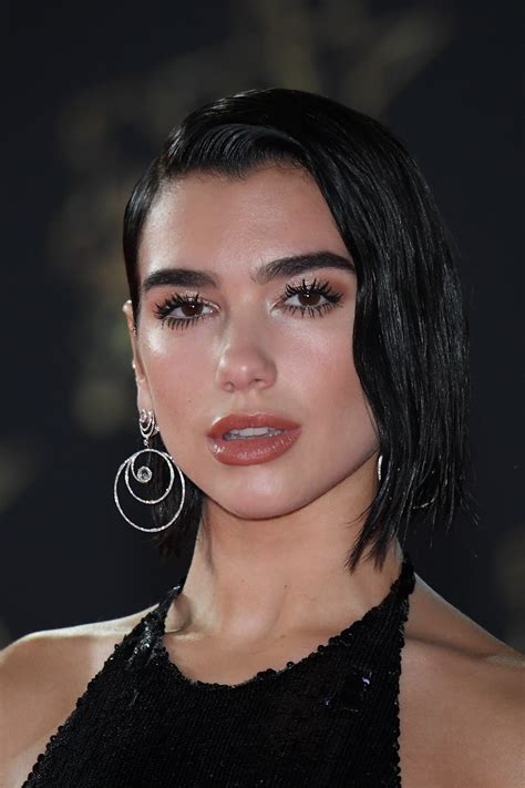 Dua Lipas Best Beauty Moments From Bangs To Highlights