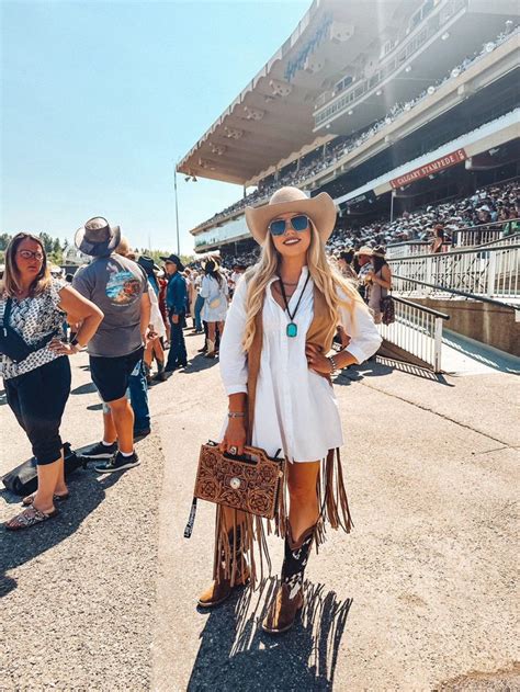 Wild Mane Calgary Stampede Outfits Winter Cowgirl Outfit Stampede