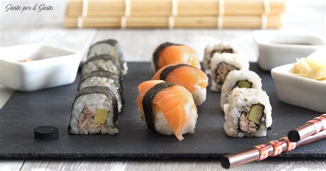 Sushi Fatto In Casa Con Pesce Crudo E Cotto