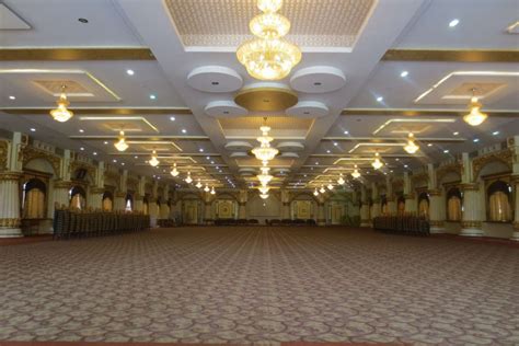 15 Palace Grounds Wedding Venues: Photos, Pricing & Offers