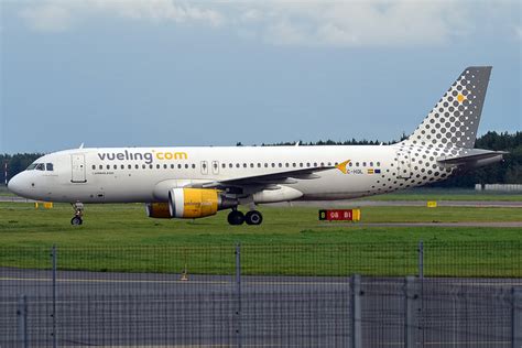 Flight VY-6101 - AeroInside