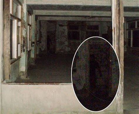 Creepy Photos Of Apparitions Captured In Haunted Hospitals And