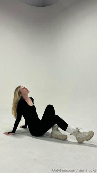 Nikki Namanicks Nude OnlyFans NudoStar TV