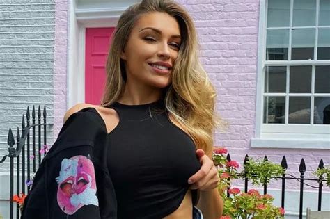 Zara McDermott Thrills Love Island Fans In Thigh Skimming Daisy Duke Hot Pants Daily Star