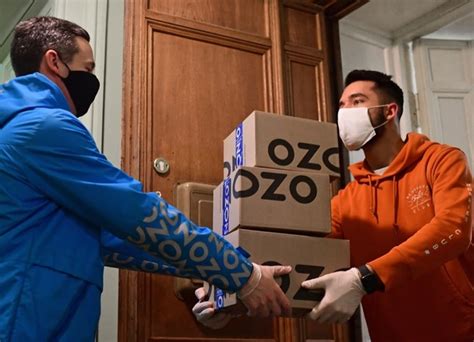 В компанию ОЗОН требуются курьеры Водитель-курьер на авто компании ...