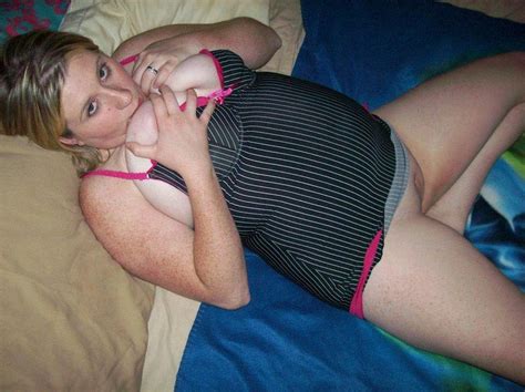 Real Chubby Amateur Girlfriends Showing Off Porn Pictures Xxx Photos Sex Images Pictoa