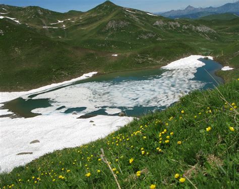 le coin préféré de nos lecteurs Le lac dAmour dans le Beaufortain au