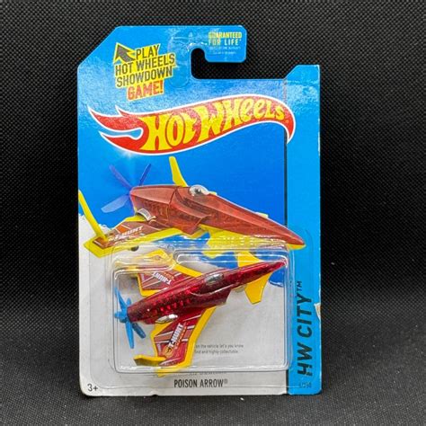 Hot Wheels Poison Arrow Treasure Hunt HW City 2014 BFC30 New NRFP Red