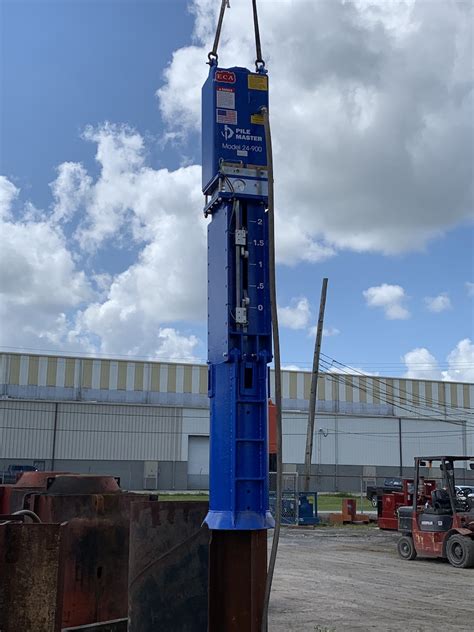 Pile Master Air Hammers Hit The Pile Driving Market Pile Buck Magazine