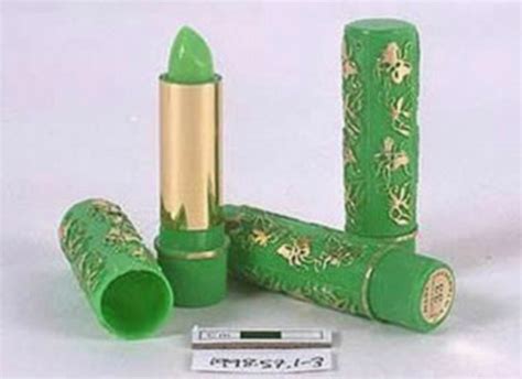 В Америке представили зеленую помаду для губ | theGirl