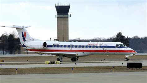 Fear of flying rises with flight tower closures on radar
