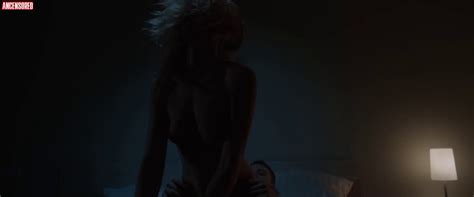 Head Burst Nude Pics Page