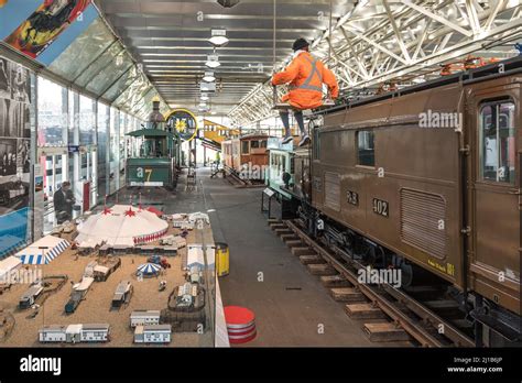 Foto General De La Colecci N De Vagones De Tren En El Museo Suizo Del