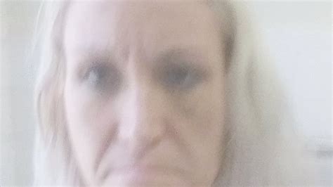 Quick Sweaty Nude Dump With Lots Of Loud Farting SassyVanessa Gross Clips Clips Sale