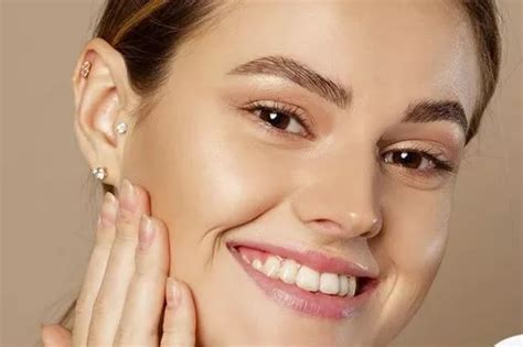 Amazon S Colour Changing Foundation That Actually Works And Looks Beautiful On Mature