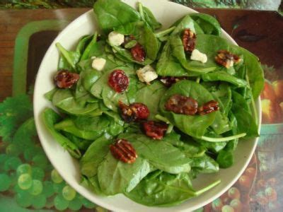 Салат из шпината с малиновой заправкой : Салаты