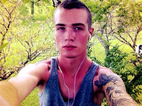 Omg He S Naked Rupaul S Drag Race Season Finalist Pearl Omg Blog