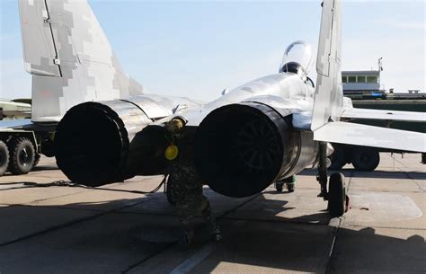 Командирські польоти на МіГ-29 та Аеро L-39 у бригаді тактичної авіації ...