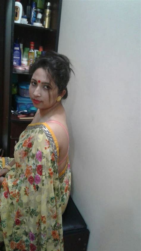 Pin On Desi Hot Aunties